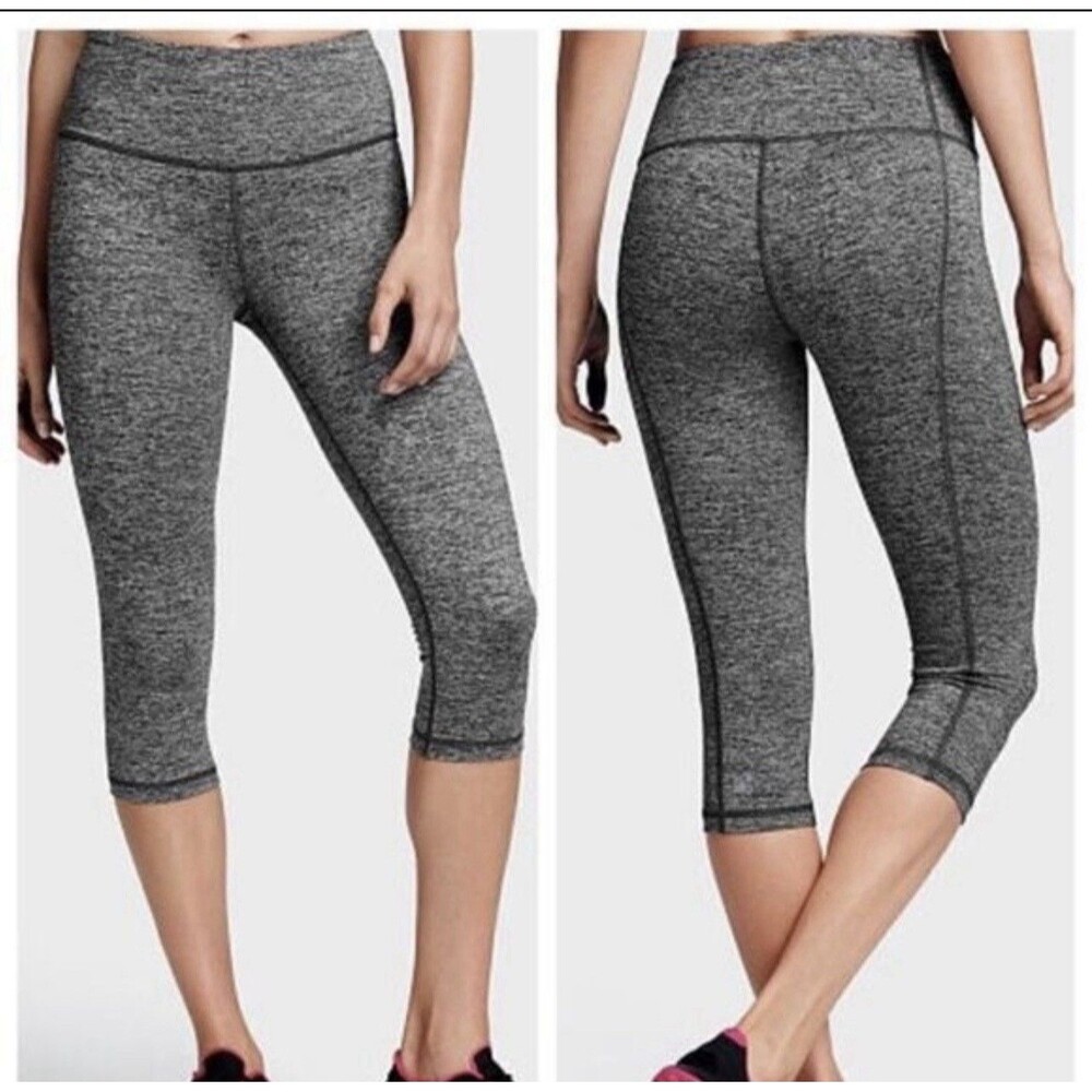𝅺Victoria's Secret VSX Sport Knockout Capri Crop Leggings Heather Gray Women M